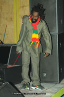 DSC_8627.jpg (73,129 bytes)