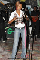 DSC_3984.jpg (91,210 bytes)