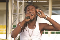 DSC_1083.jpg (42,796 bytes)