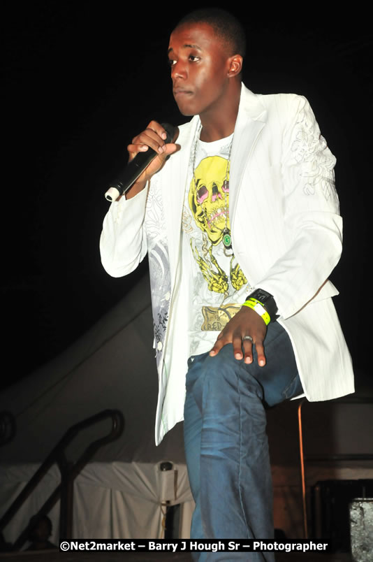 Marley Magic Traffic Jam - Concert @ Spring Break - Saturday, March 21, 2009 - Also Featuring: Kelley, Capleton, Junior Reid, Spragga Benz, Wayne Marshall, Munga, Romaine Virgo,Embee, Bango Herman, Flava K, Whisky Baggio, Andrew and Wadda Blood, Black Am I, Packa, Venue at Waz Beach, Norman Manley Boulevard, Negril Westmoreland, Jamaica - Saturday, March 21, 2009 - Photographs by Net2Market.com - Barry J. Hough Sr, Photographer/Photojournalist - Negril Travel Guide, Negril Jamaica WI - http://www.negriltravelguide.com - info@negriltravelguide.com...!