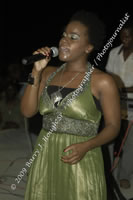 DSC_4229.jpg (83,938 bytes)