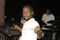 DSC_2059.jpg (48,503 bytes)