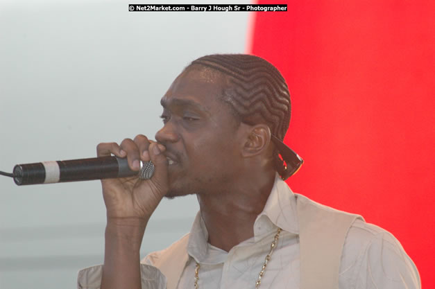 Busy Signal at Tru-Juice Rebel Salute 2008 - The 15th staging of Tru-Juice Rebel Salute, Saturday, January 12, 2008, Port Kaiser Sports Club, St. Elizabeth, Jamaica W.I. - Photographs by Net2Market.com - Barry J. Hough Sr, Photographer - Negril Travel Guide, Negril Jamaica WI - http://www.negriltravelguide.com - info@negriltravelguide.com...!