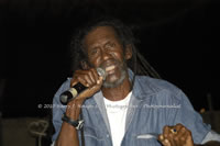 DSC_1086.jpg (48,567 bytes)